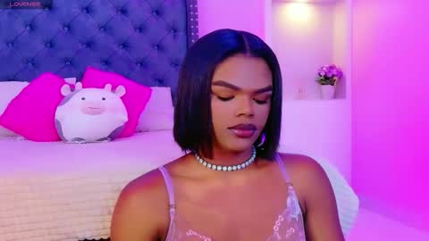 camiestrada online show from November 10, 2:56 am