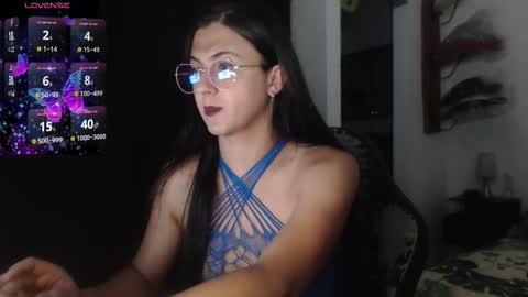 camila online show from December 19, 5:34 am