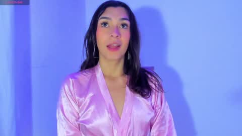  s online show from February 9, 4:25 am