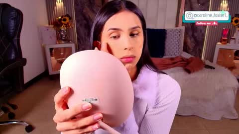 caroline_foster1 online show from March 13, 12:22 pm