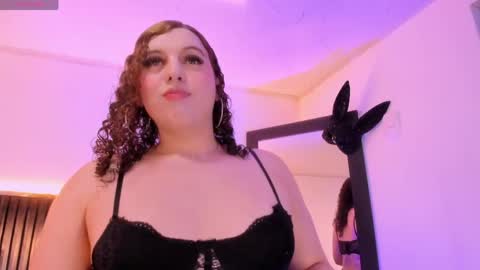 Catleya  Noire online show from April 2, 11:03 pm