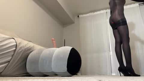 Snapshot of cd_pr1nc3ss chatting on November 1, 1:47 am cd_pr1nc3ss online show from November 1, 1:47 am