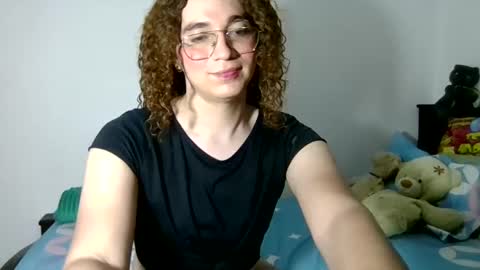 celessteseductora online show from October 3, 9:15 pm