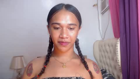 Snapshot of celestial_joannah chatting on December 31, 6:48 am merry joannah online show from December 31, 6:48 am