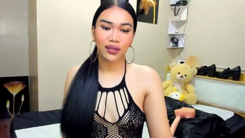 celestinaxisabella online show from April 19, 12:55 am