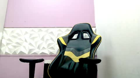 CHANNEL online show from April 5, 3:15 am