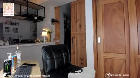 charlie eusse online show from April 20, 8:27 am