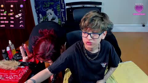 Charlie online show from December 19, 3:40 am