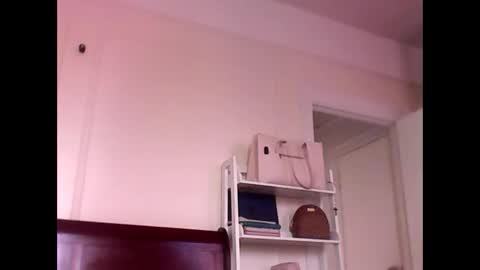 chocolatedrop_ online show from September 21, 4:46 pm