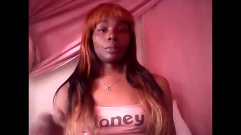 chocolatedrop_ online show from February 26, 5:29 pm