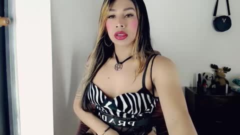 chocolatetriplex online show from October 3, 11:32 am