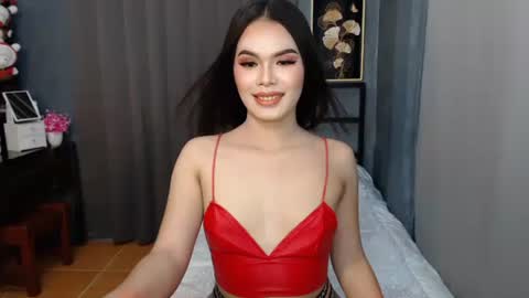 Snapshot of classy_maika chatting on January 9, 7:10 am maika online show from January 9, 7:10 am