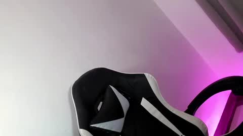 MIKAY OR MIKAH online show from September 27, 11:36 pm