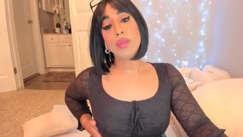 Snapshot of colombiantexas chatting on October 15, 3:17 am ........ Instagram Lorysexys online show from October 15, 3:17 am
