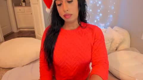    ........ Instagram  Lorysexys online show from December 16, 5:23 am