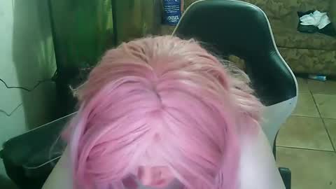 Snapshot of crossdressernola504 chatting on January 17, 4:26 pm crossdressernola504 online show from January 17, 4:26 pm