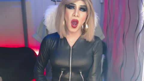 CUMMELA SLUTI online show from July 11, 3:49 pm