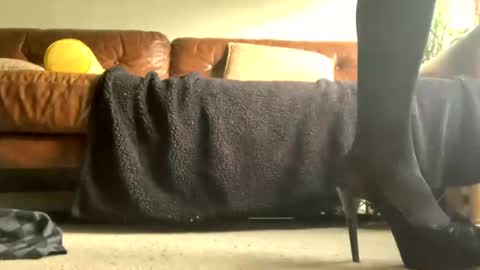 cutestsin online show from August 3, 5:52 pm