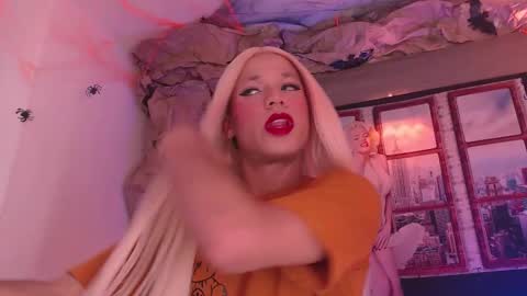         online show from October 26, 5:36 am