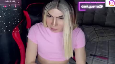 dani online show from April 1, 2:57 am