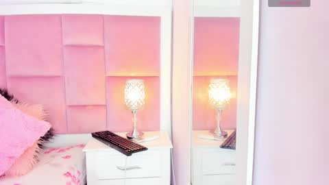 Daphne online show from December 10, 7:11 pm