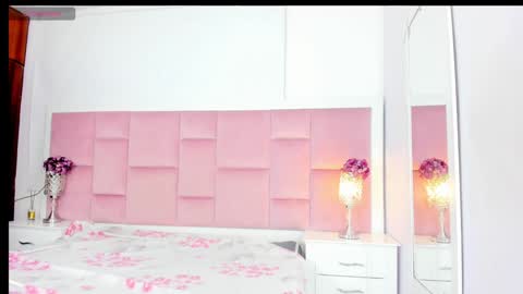 Daphne online show from January 28, 7:42 pm