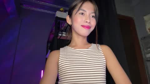 Snapshot of daveboyyy chatting on September 8, 5:22 pm Scarlet thesexiest online show from September 8, 5:22 pm