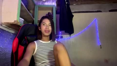 Snapshot of daveboyyy chatting on October 2, 9:36 pm Scarlet thesexiest online show from October 2, 9:36 pm