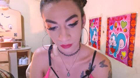 dayanna_01_ online show from March 27, 5:14 pm