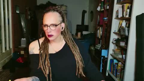 Snapshot of deeliah chatting on October 25, 1:11 am Deeliah online show from October 25, 1:11 am