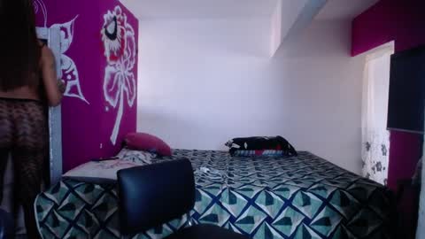 Snapshot of dirtydanielaporno1 chatting on December 5, 5:01 pm whats app - stagram marian doll online show from December 5, 5:01 pm