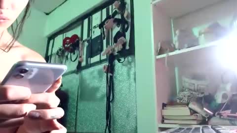 Snapshot of doll_sary chatting on January 17, 7:42 pm Catherine XXX online show from January 17, 7:42 pm