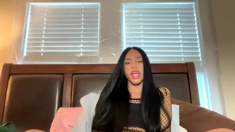 Dynasty online show from April 22, 9:00 pm