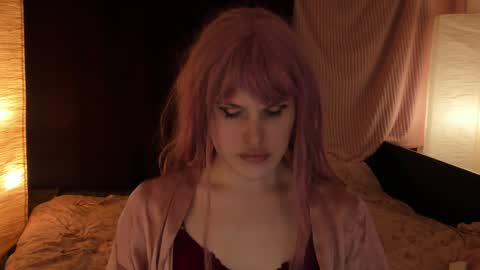 Effie Mur online show from March 5, 8:27 pm