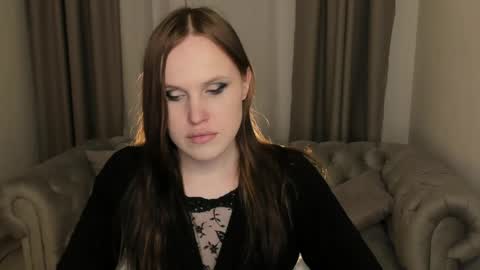 Effie Mur online show from April 21, 8:37 pm