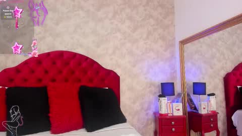 Elizabet Taylor online show from November 28, 2:40 pm