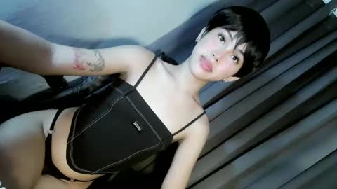 ella online show from February 9, 2:40 am