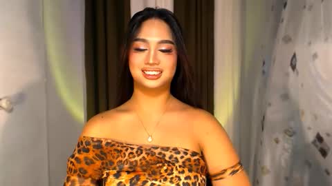 ellie online show from November 8, 8:53 pm