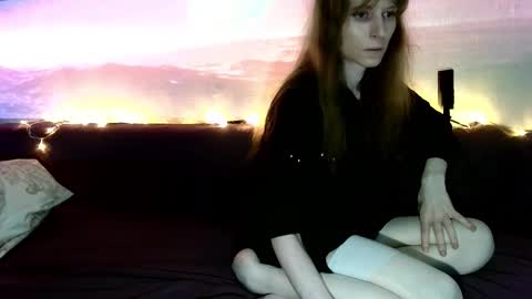 Snapshot of emiblossom chatting on October 2, 2:45 am emiblossom online show from October 2, 2:45 am