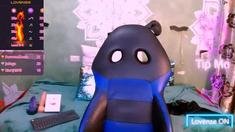 Emili roux online show from March 6, 9:28 pm