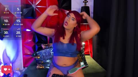 Emili roux online show from October 8, 7:04 pm