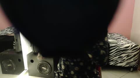 EMMY LEE online show from December 14, 6:25 pm