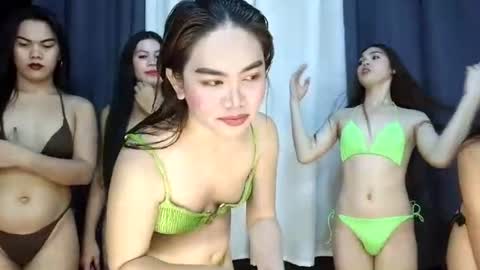 Bigloadsss online show from July 18, 5:36 am