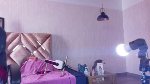 Engel online show from November 30, 2:52 pm