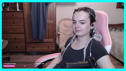 Snapshot of eva_katt chatting on January 25, 8:53 am Gamer Katt online show from January 25, 8:53 am