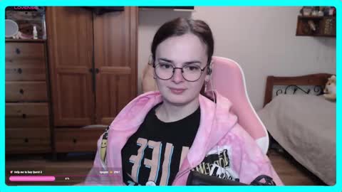 Snapshot of eva_katt chatting on February 25, 12:55 pm Gamer Katt online show from February 25, 12:55 pm