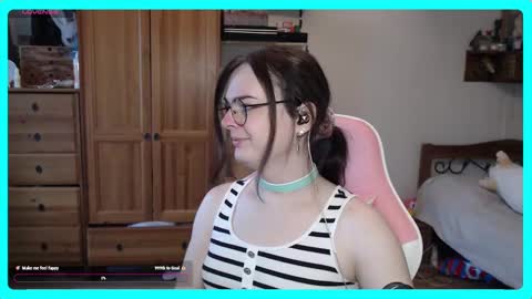Snapshot of eva_katt chatting on March 5, 11:35 am Gamer Katt online show from March 5, 11:35 am
