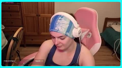 Snapshot of eva_katt chatting on October 2, 9:03 pm Gamer Katt online show from October 2, 9:03 pm