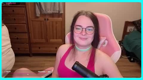 Snapshot of eva_katt chatting on October 8, 10:00 pm Gamer Katt online show from October 8, 10:00 pm