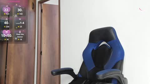 ema   online show from January 13, 9:31 pm